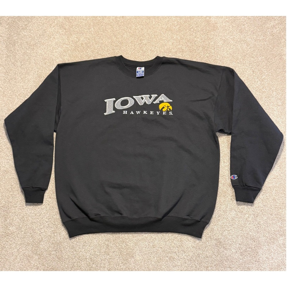 VTG Iowa Hawkeyes Champion Sweatshirt Men XL Black Embroidered Crewneck Pullover